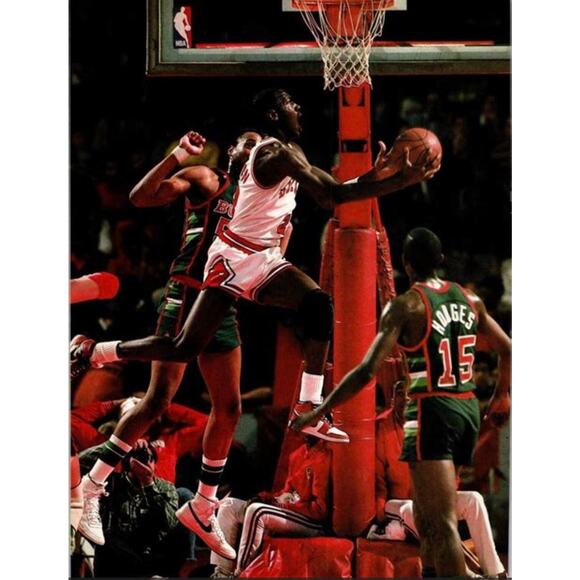 Michael Jordan Authentic Mitchell & Ness NBA Chicago Bulls 84 Rookie Jersey 40-M - Picture 12 of 12